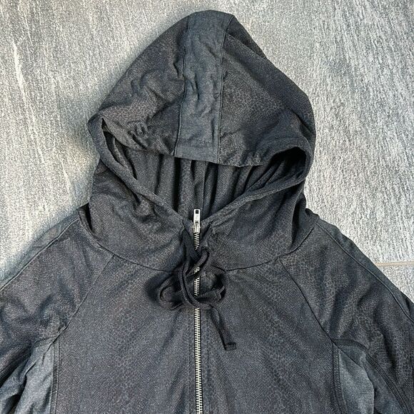 NWT REVOLVE Michael Lauren Full Zip Grey Snake Print Hoodie Pockets Thumbholes S - Picture 2 of 16